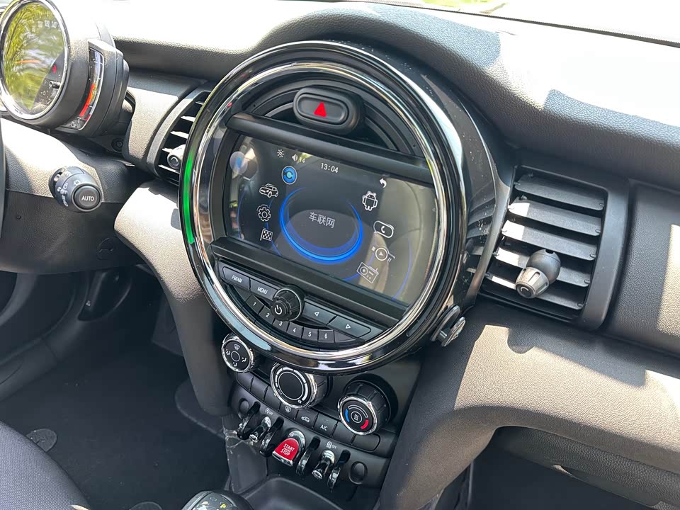MINI MINI