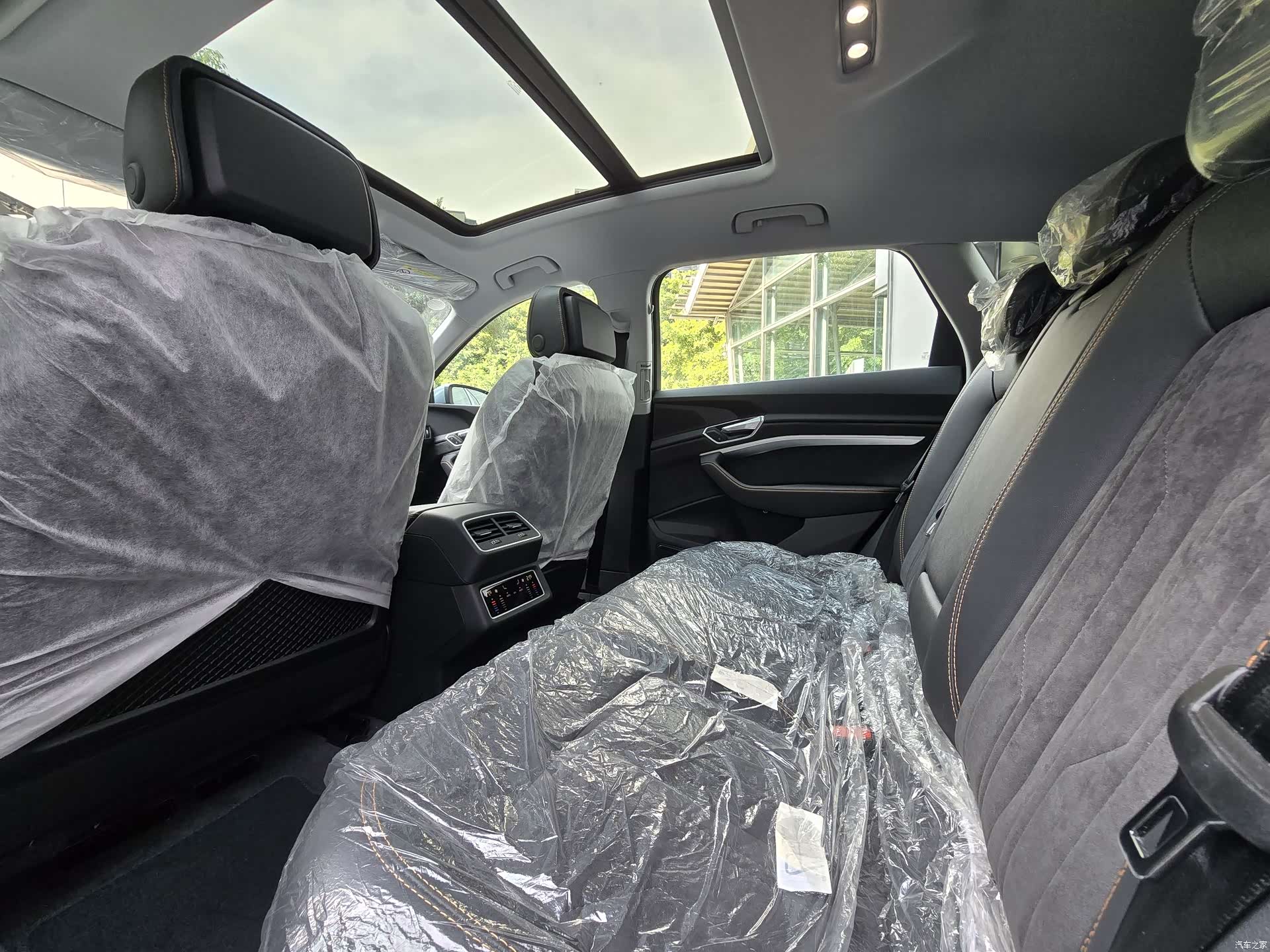 Audi e-tron, 2026 19