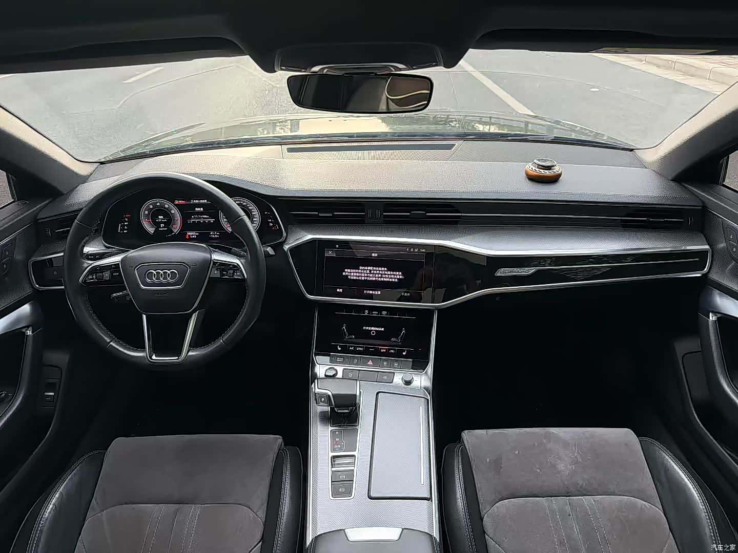 Audi A6L, 2023 все фото