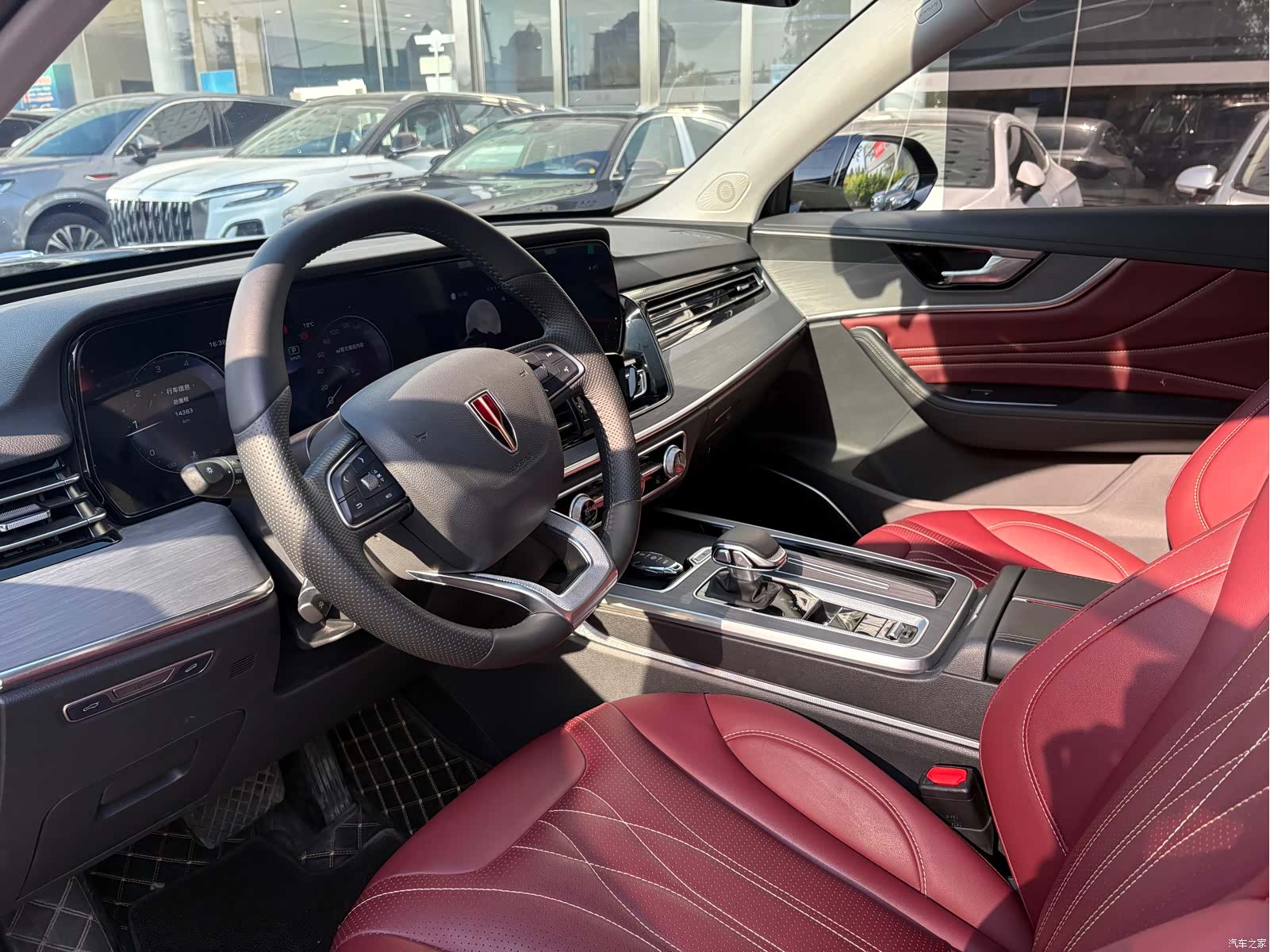 Hongqi HS5, 2026 6