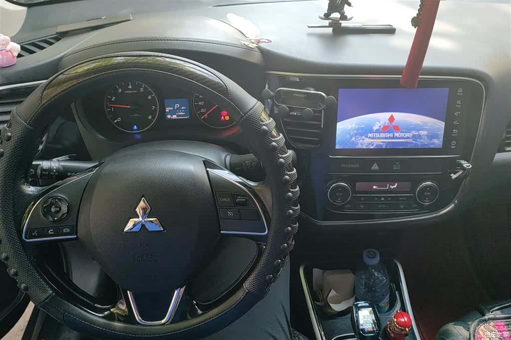 Mitsubishi Outlander, 2018 12