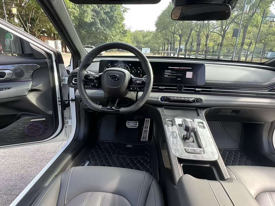 Trumpchi Shadow Leopard