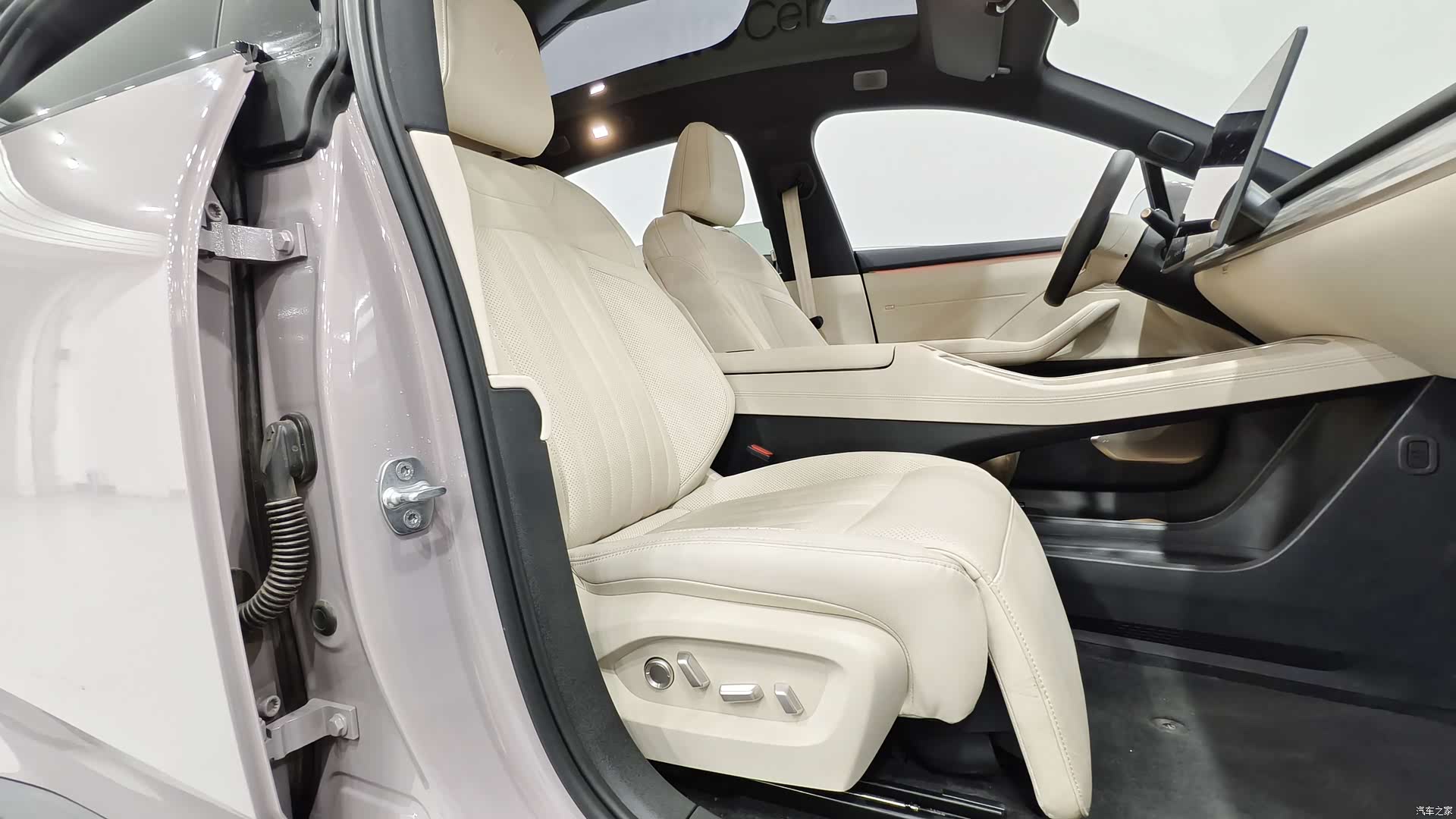 NIO L60, 2025 8