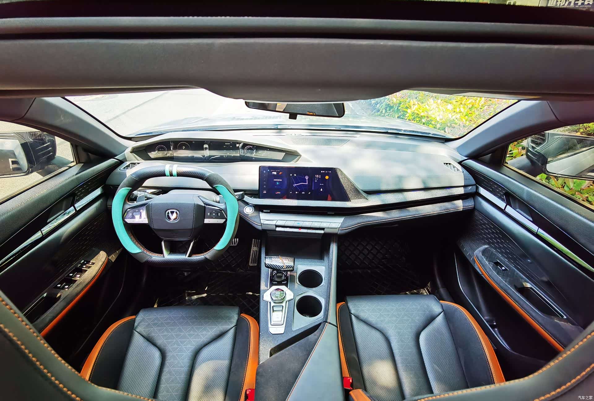 Changan UNI-V, 2022 10