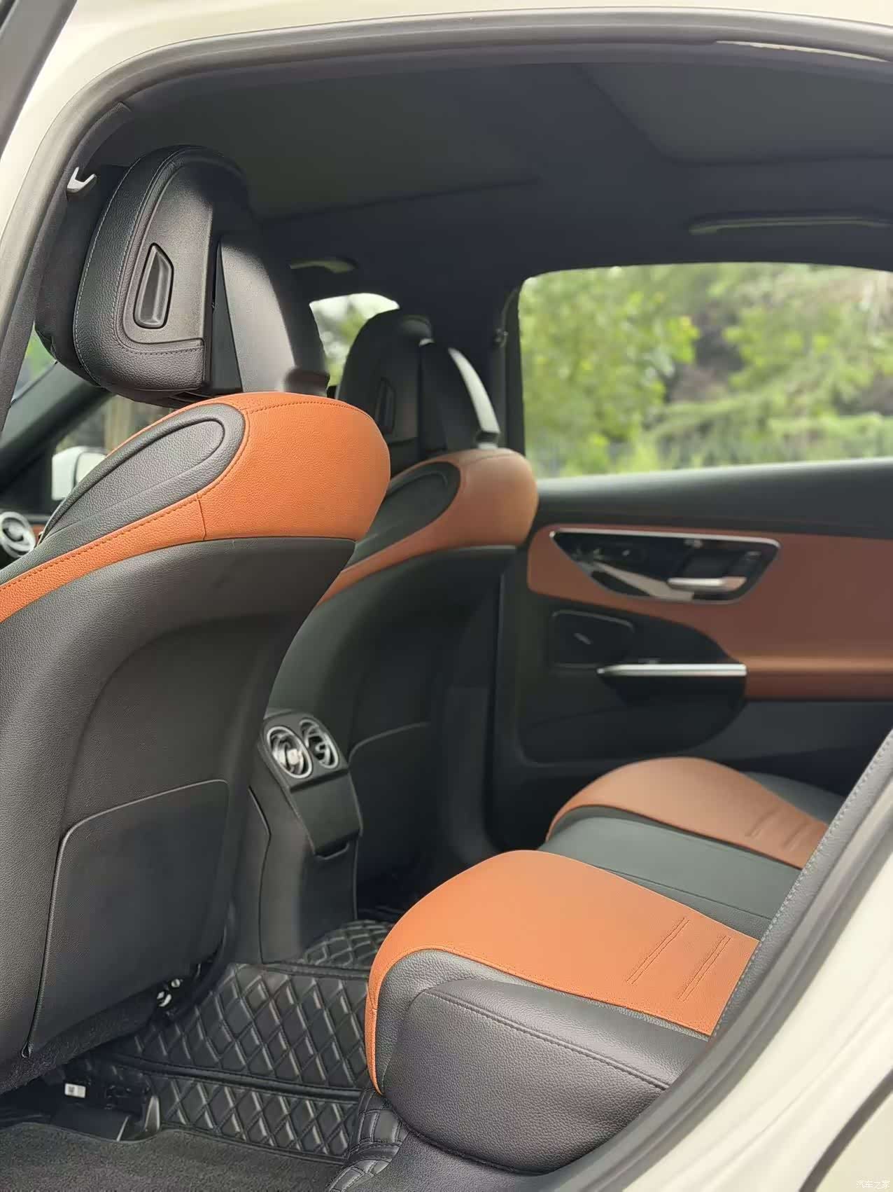 Mercedes-Benz C-Class, 2024 9