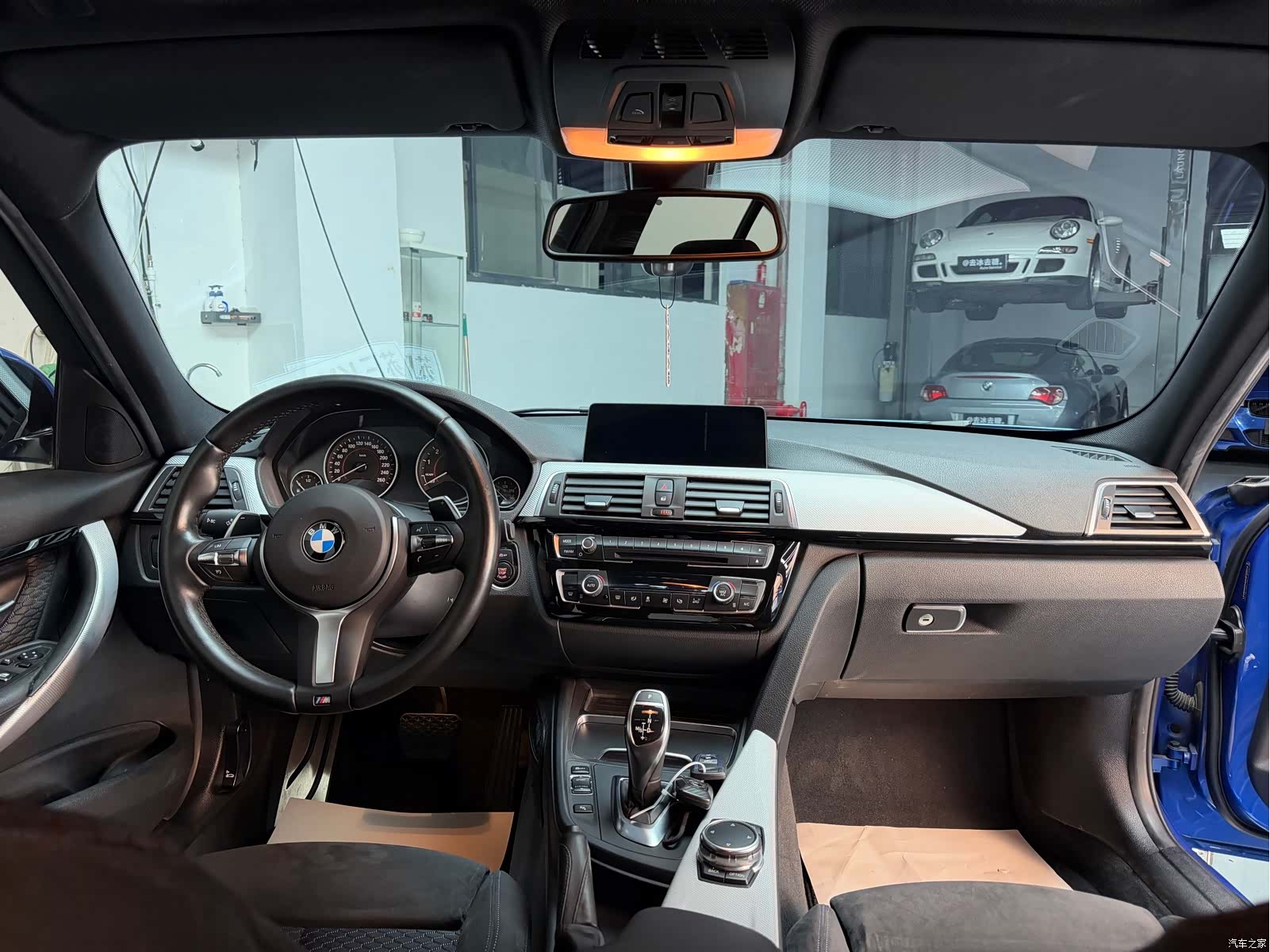 BMW 3 Series, 2016 все фото