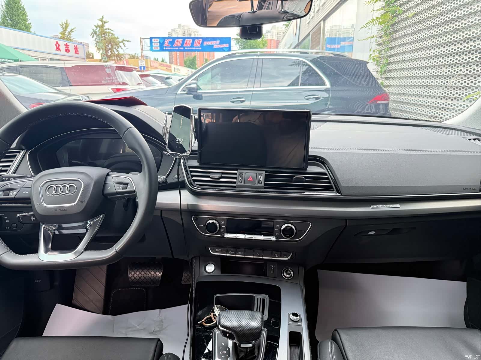 Audi Q5L, 2024 11