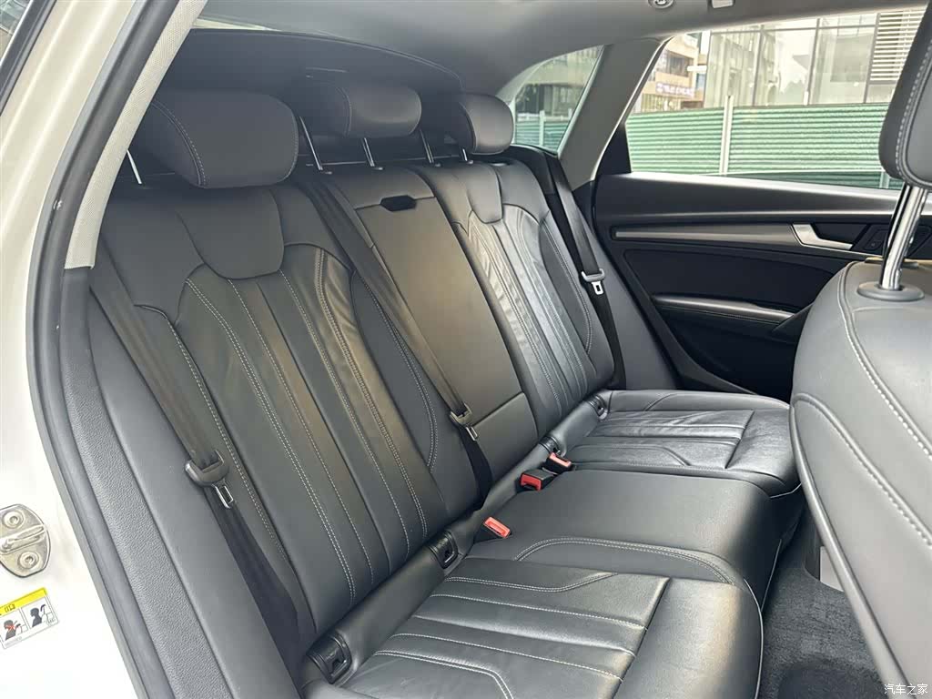Audi Q5L, 2021 10