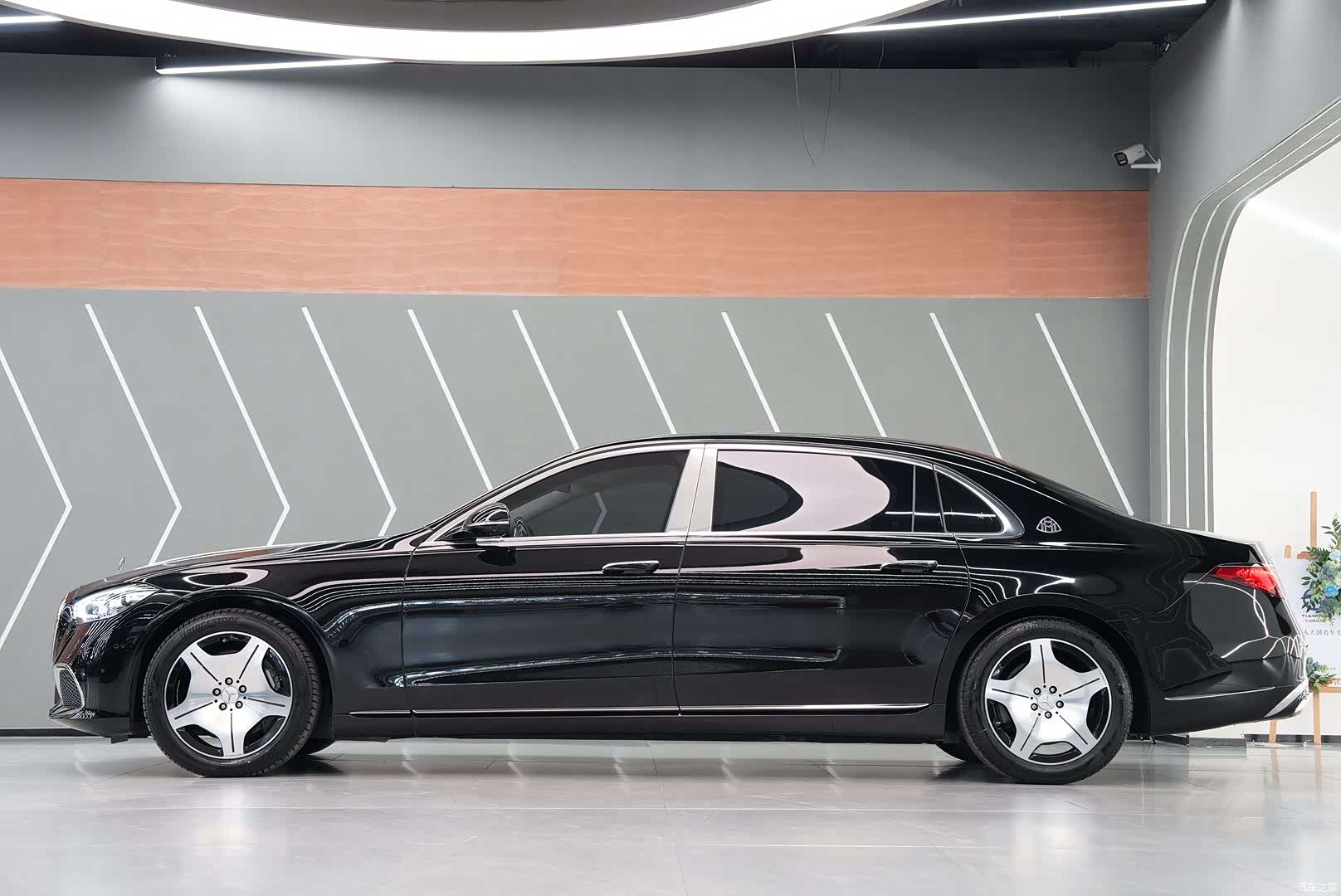 Maybach S-Class, 2024 6