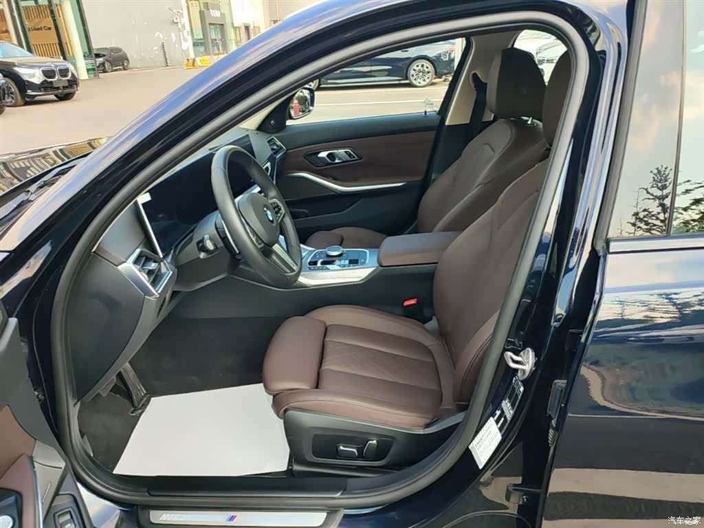 BMW 3 Series, 2025 15