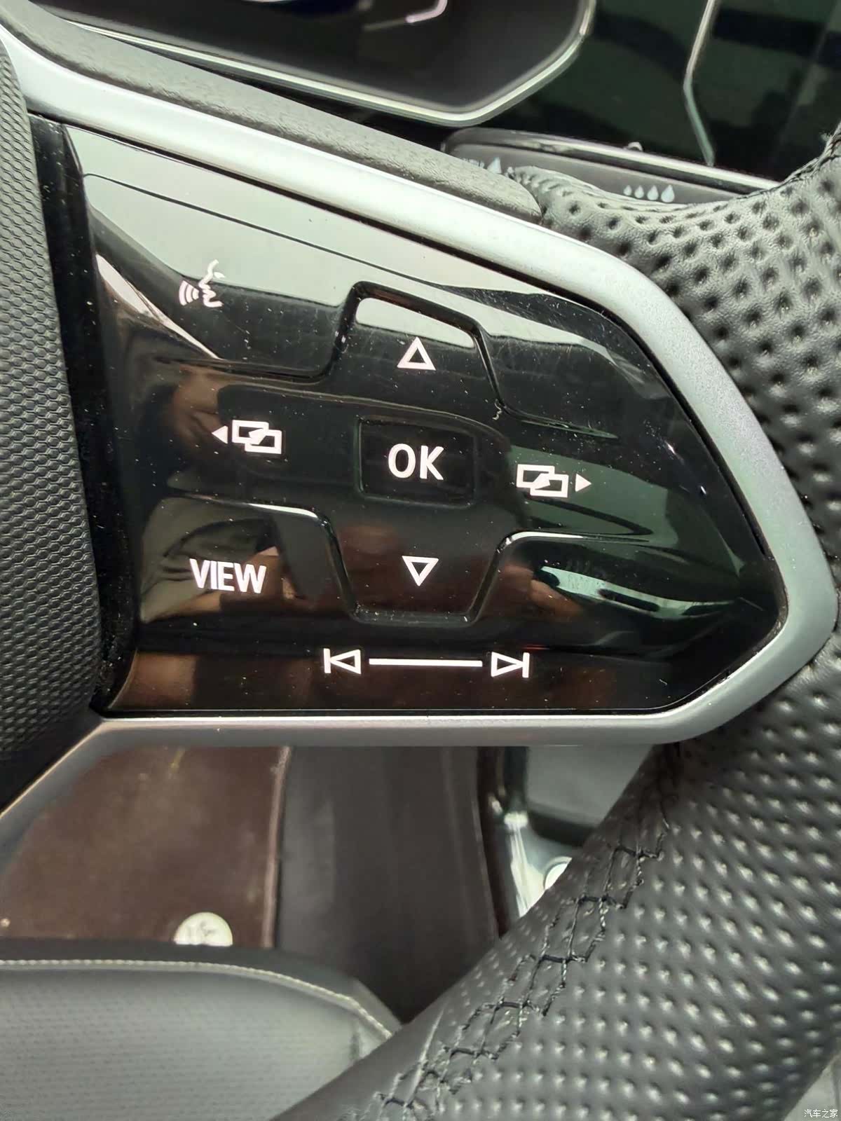 Volkswagen Passat, 2024 25