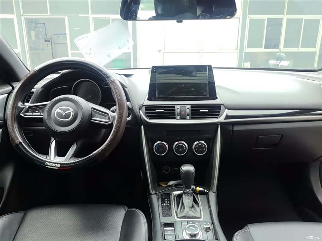 Mazda CX-4, 2019 16