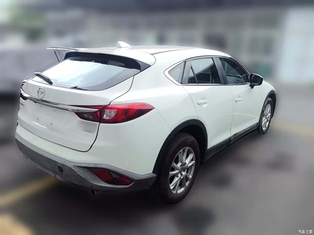 Mazda CX-4, 2019 12