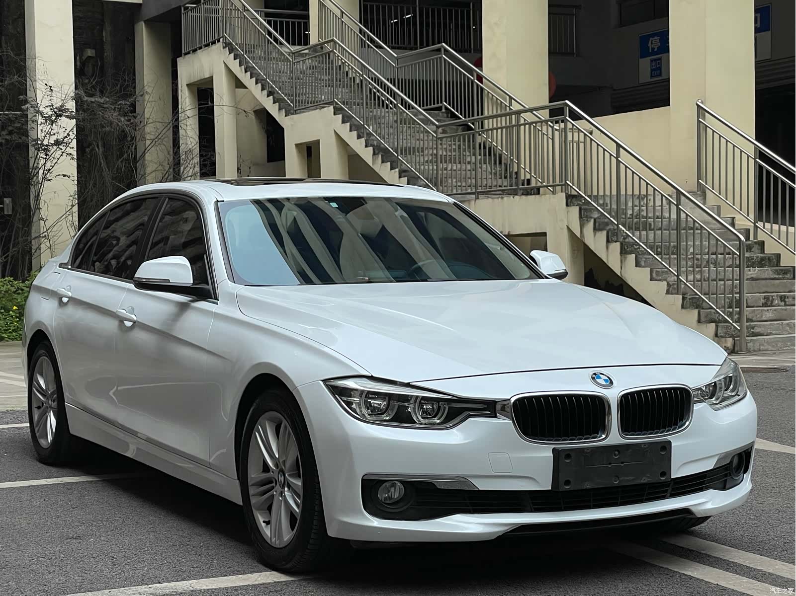 BMW 3 Series, 2016 3