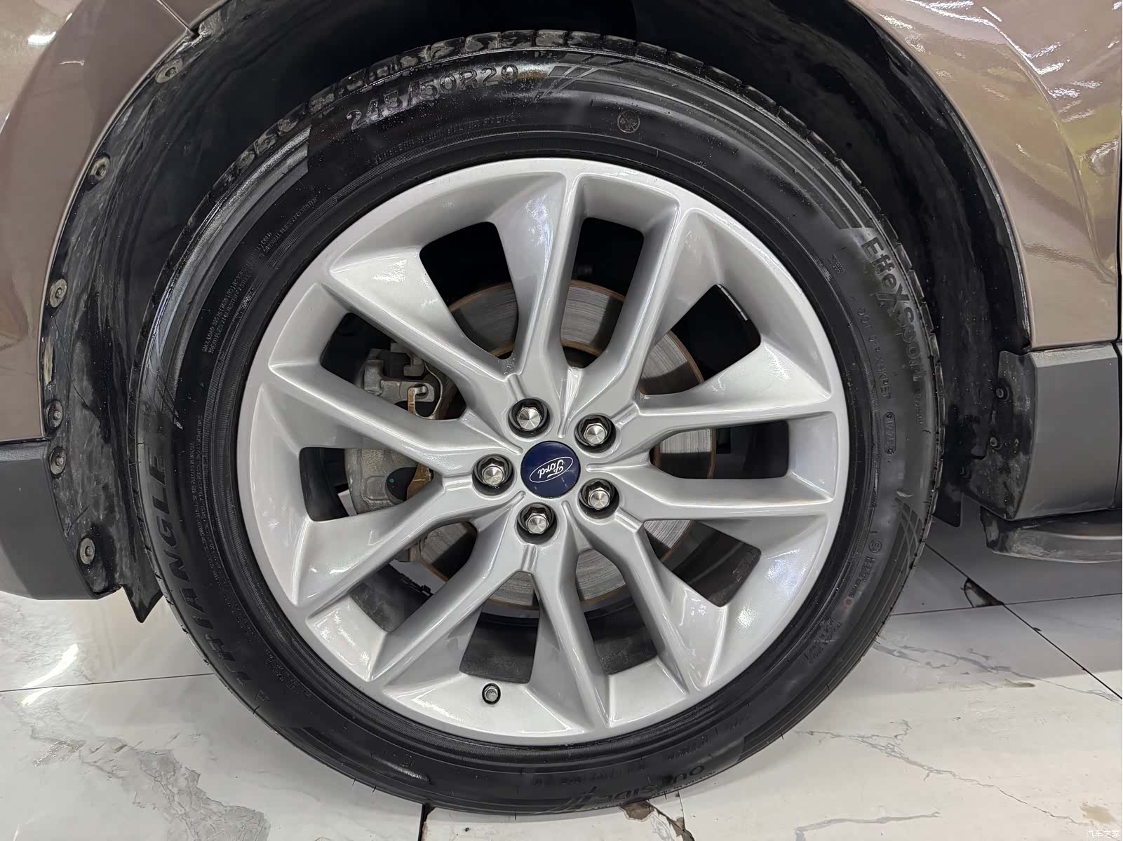 Ford Edge, 2016 13