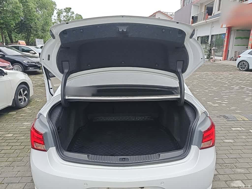 Buick Verano, 2019 19