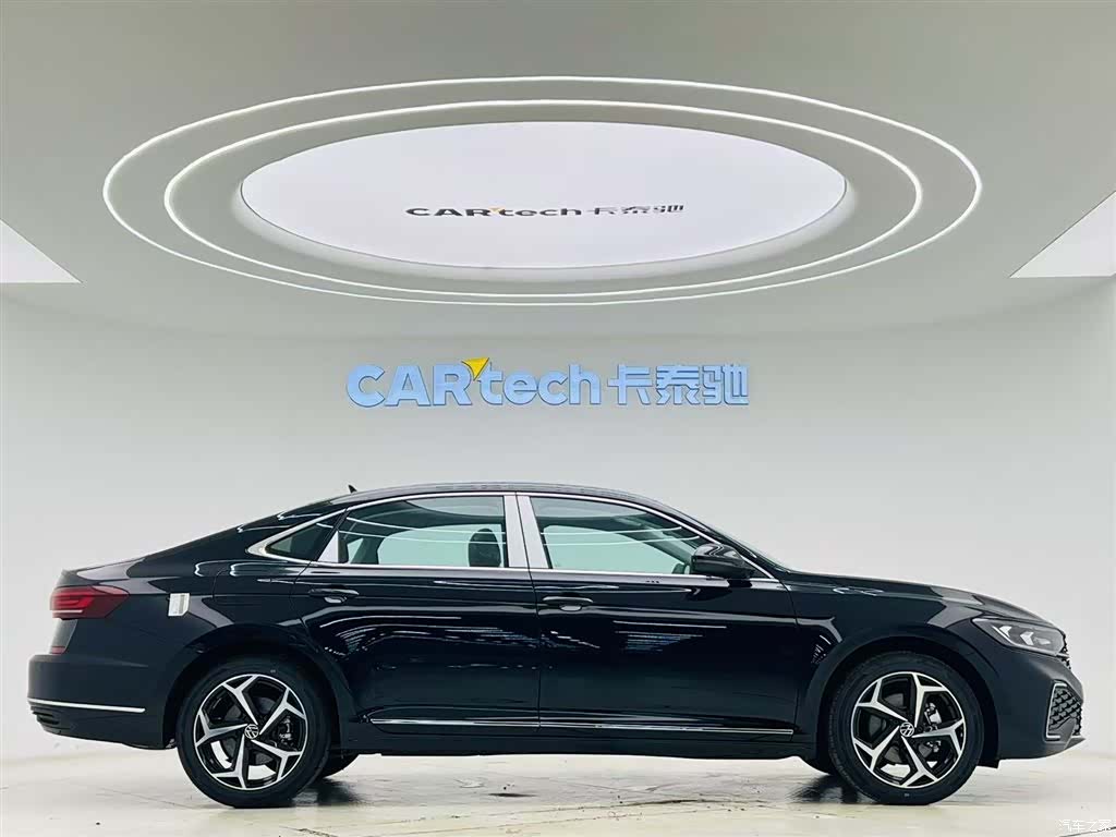 Volkswagen Passat, 2026 4