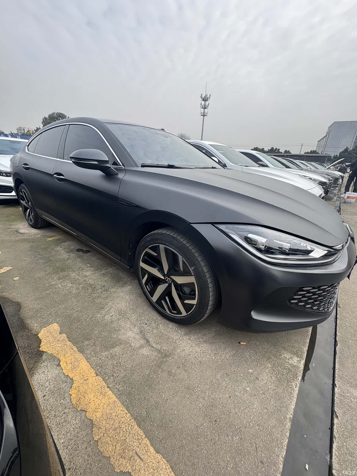 Volkswagen Lamando, 2022 все фото