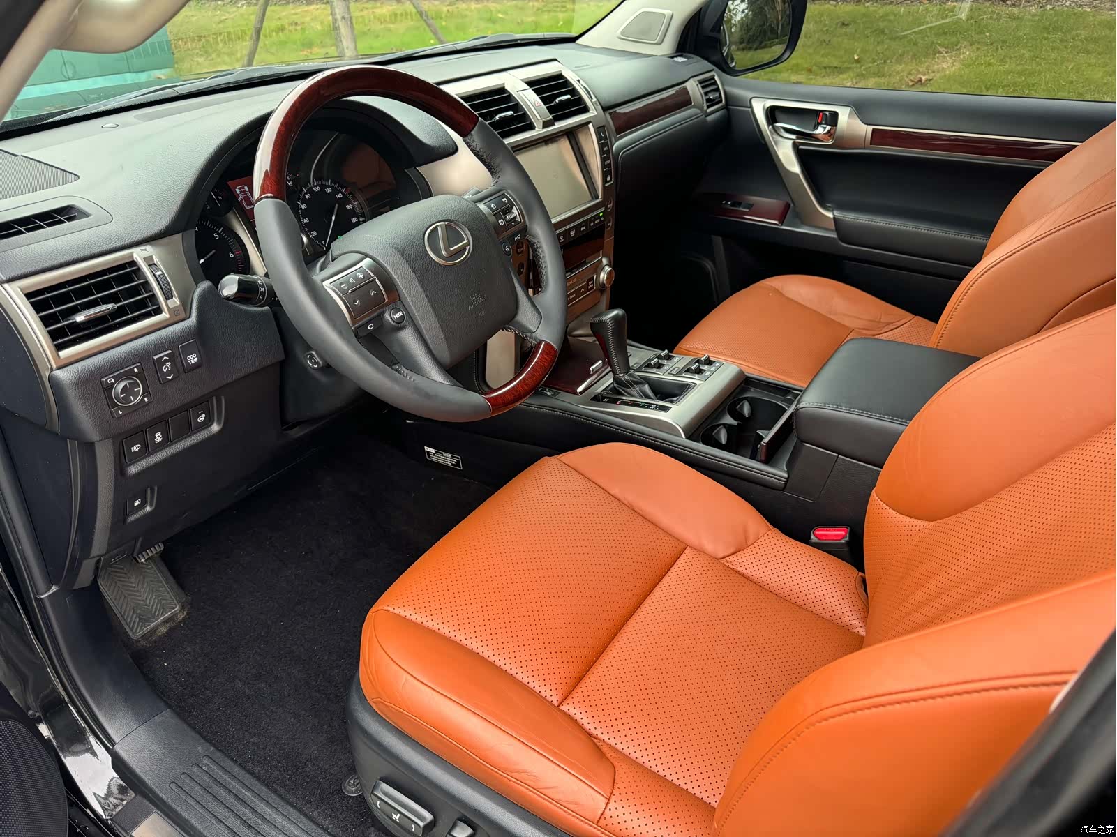 Lexus GX, 2013 6