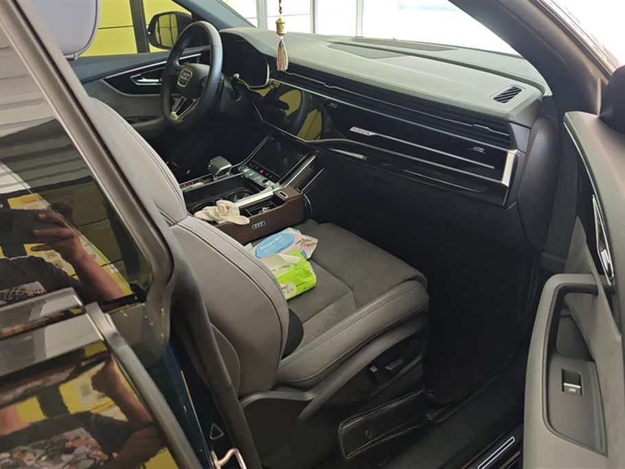 Audi Q8 Audi Q8