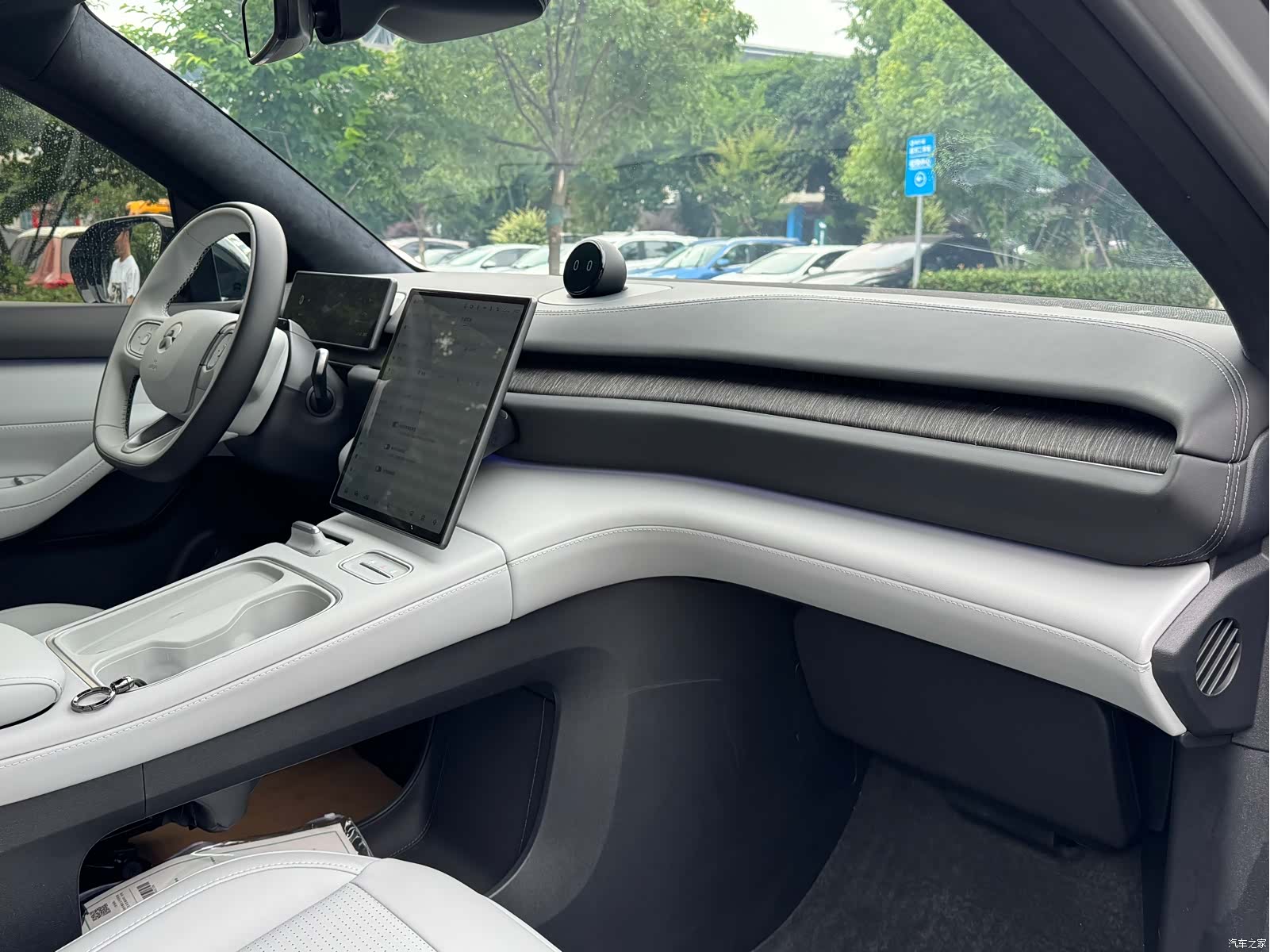 NIO ES6, 2024 7