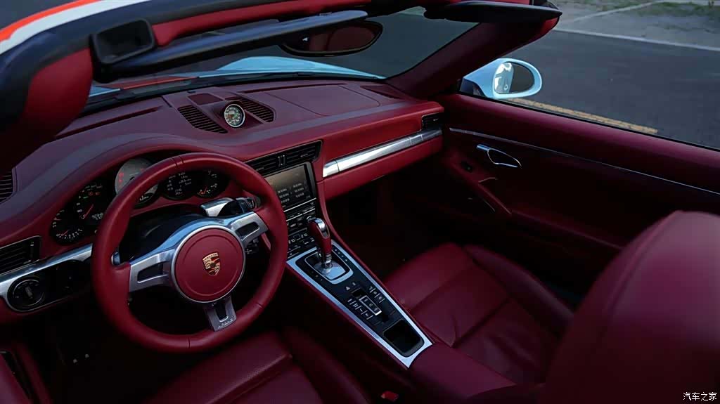 Porsche 911, 2013 16