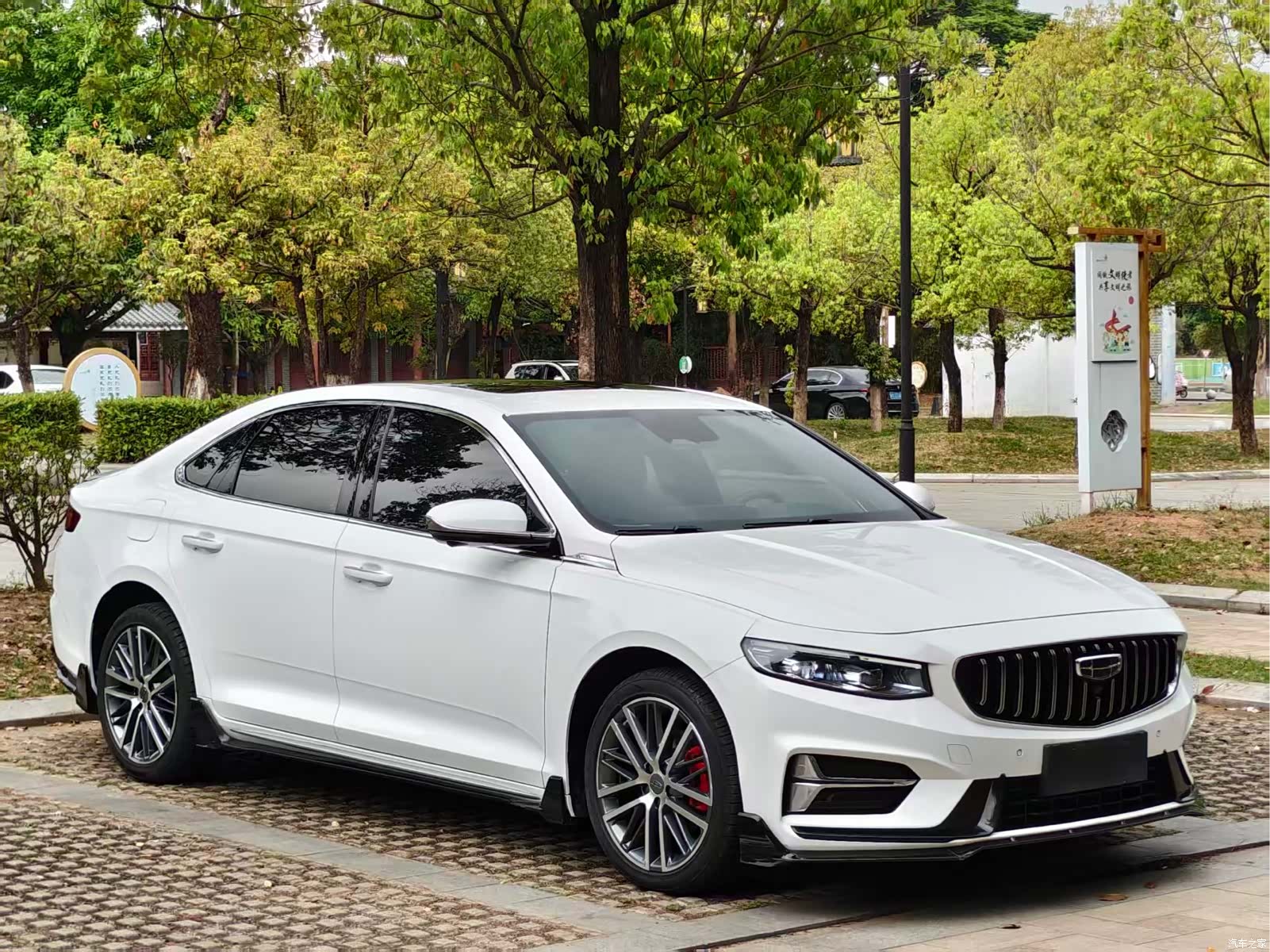 Geely Preface, 2024 3