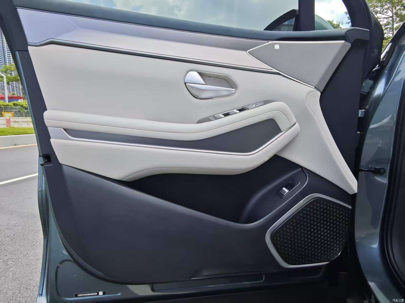 BYD Tang, 2025 15