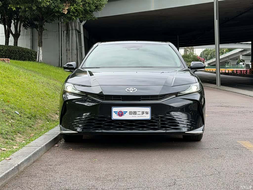 Toyota Camry, 2024 2
