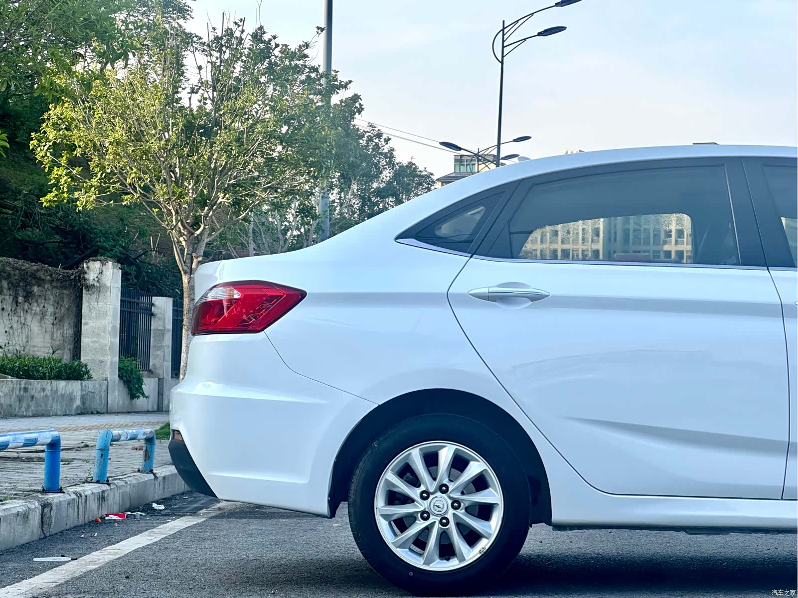 Changan V7, 2015 8