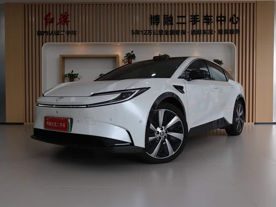 Toyota bZ5