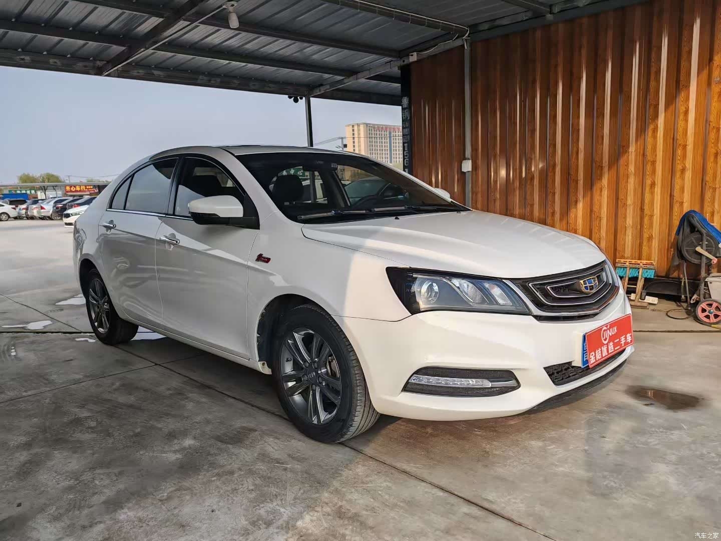 Geely Emgrand, 2017 3