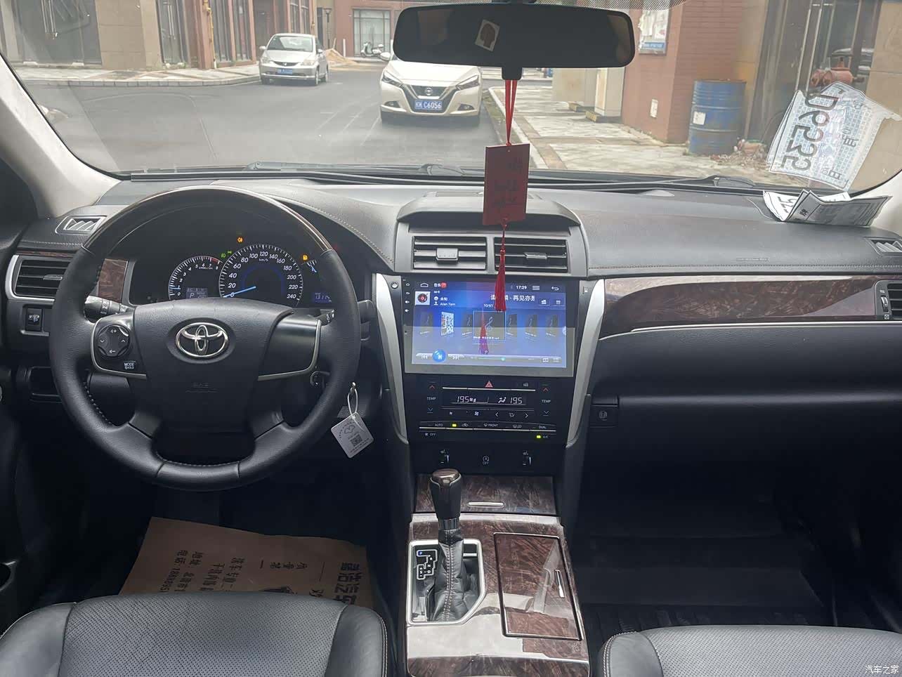 Toyota Camry, 2017 12