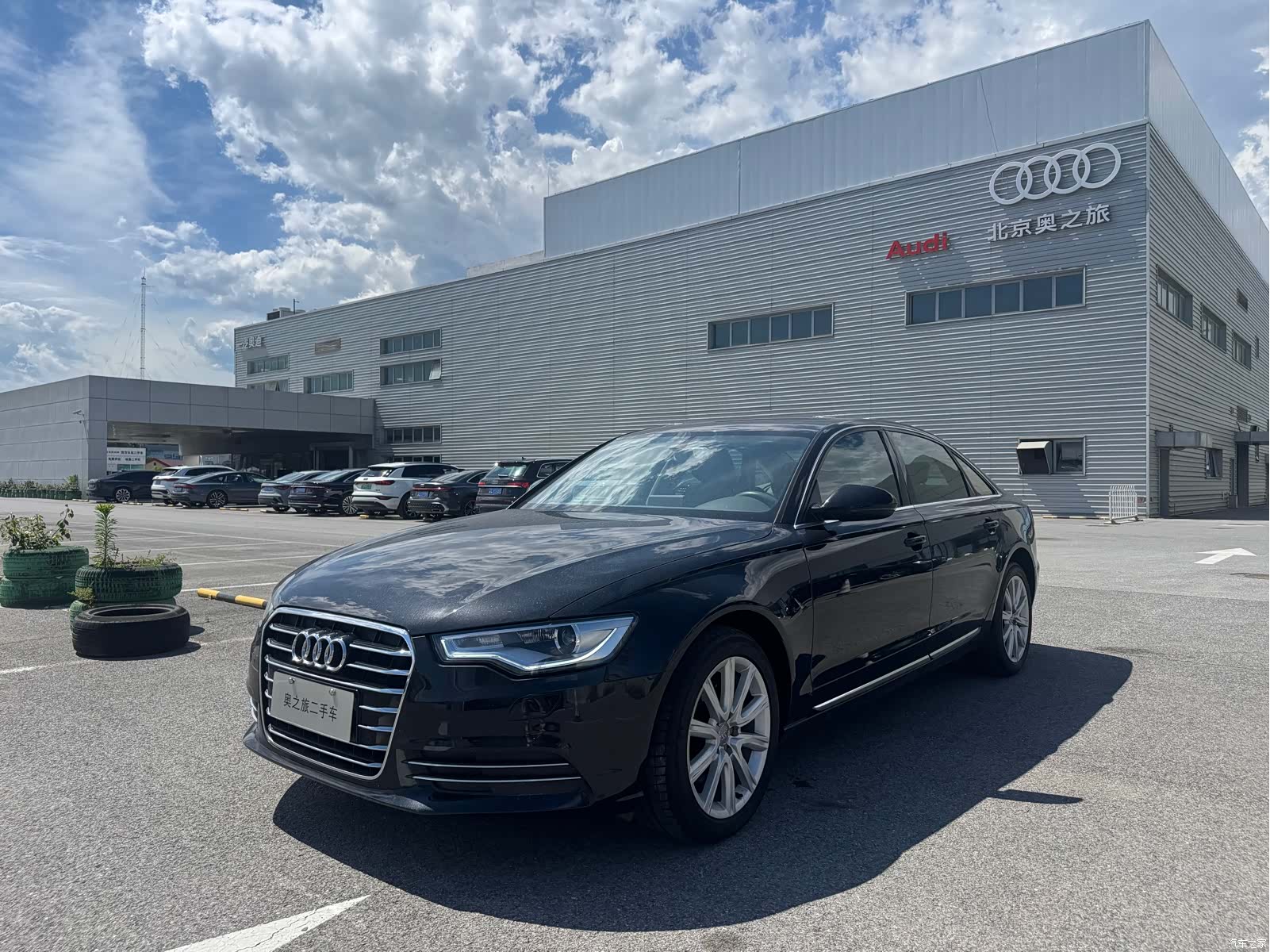 Audi A6L, 2014 1