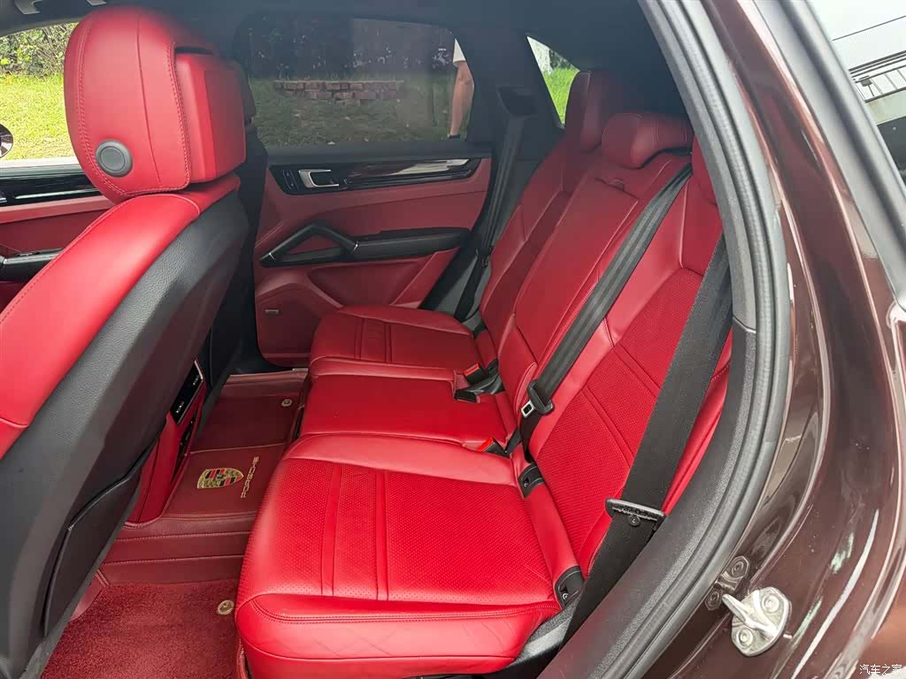 Porsche Cayenne, 2020 10