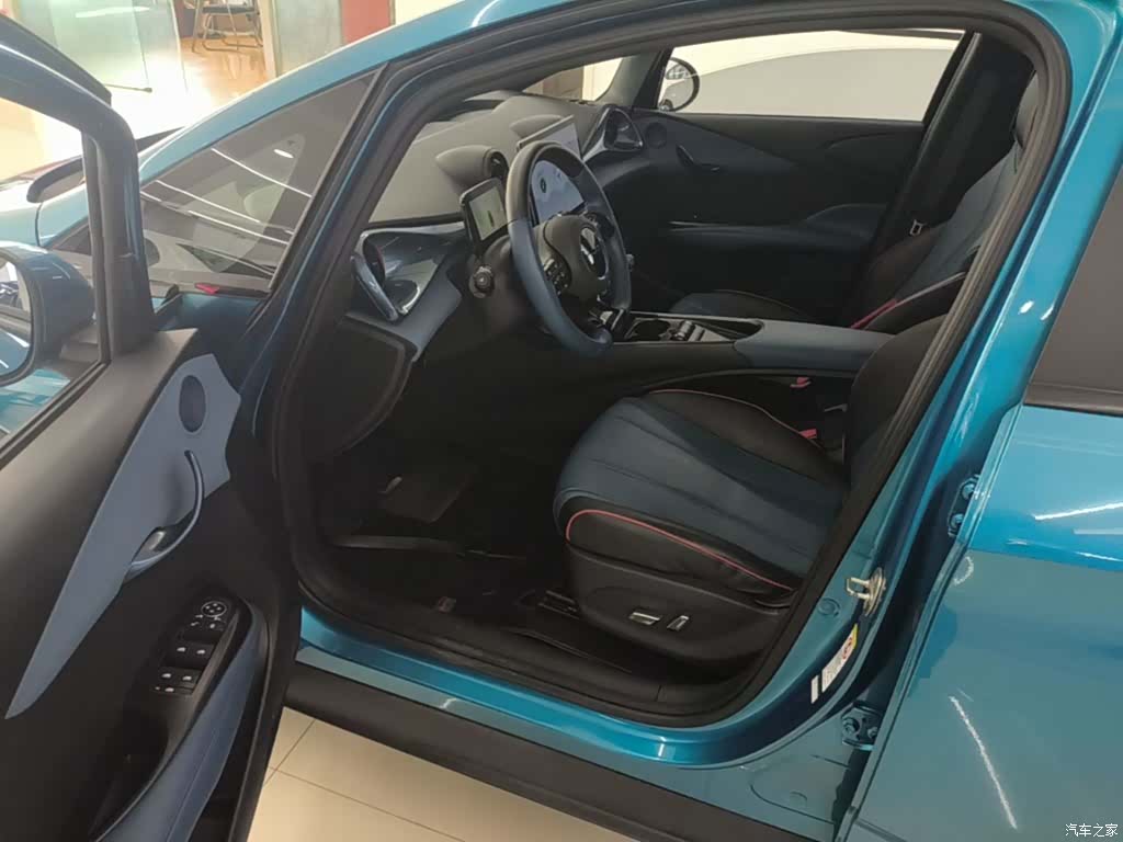 BYD Dolphin, 2023 16