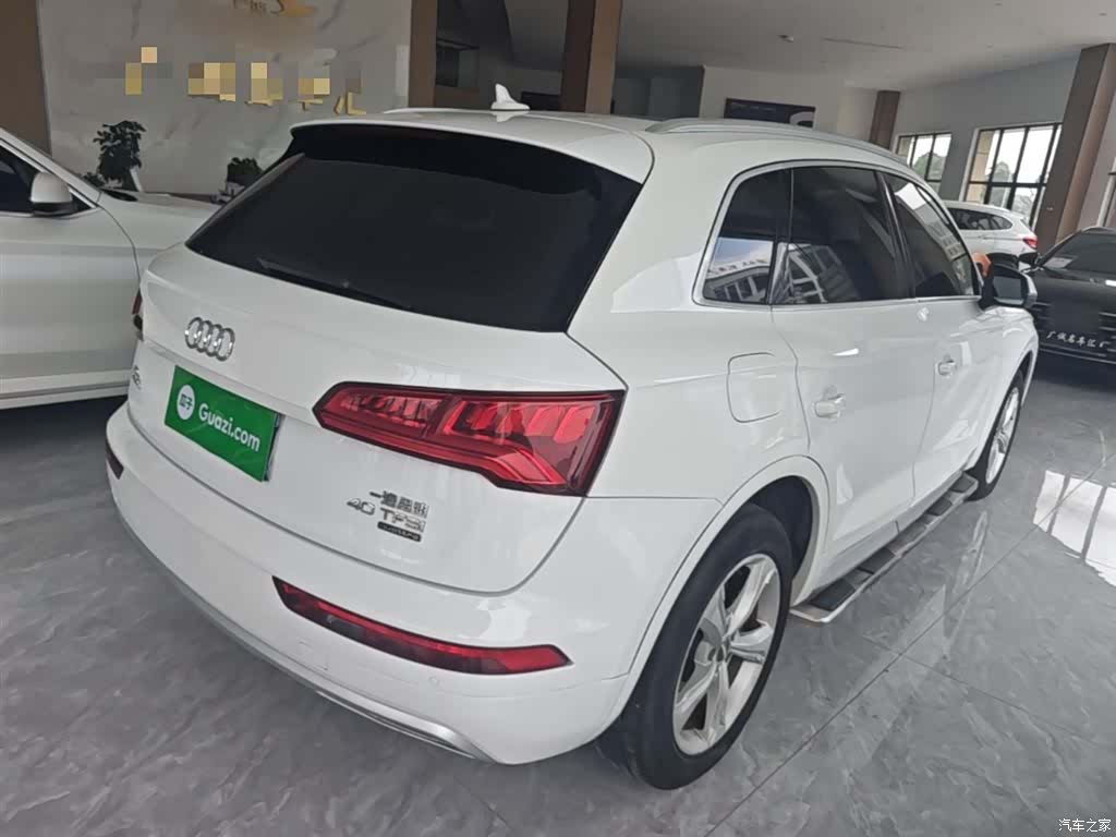 Audi Q5L, 2019 6