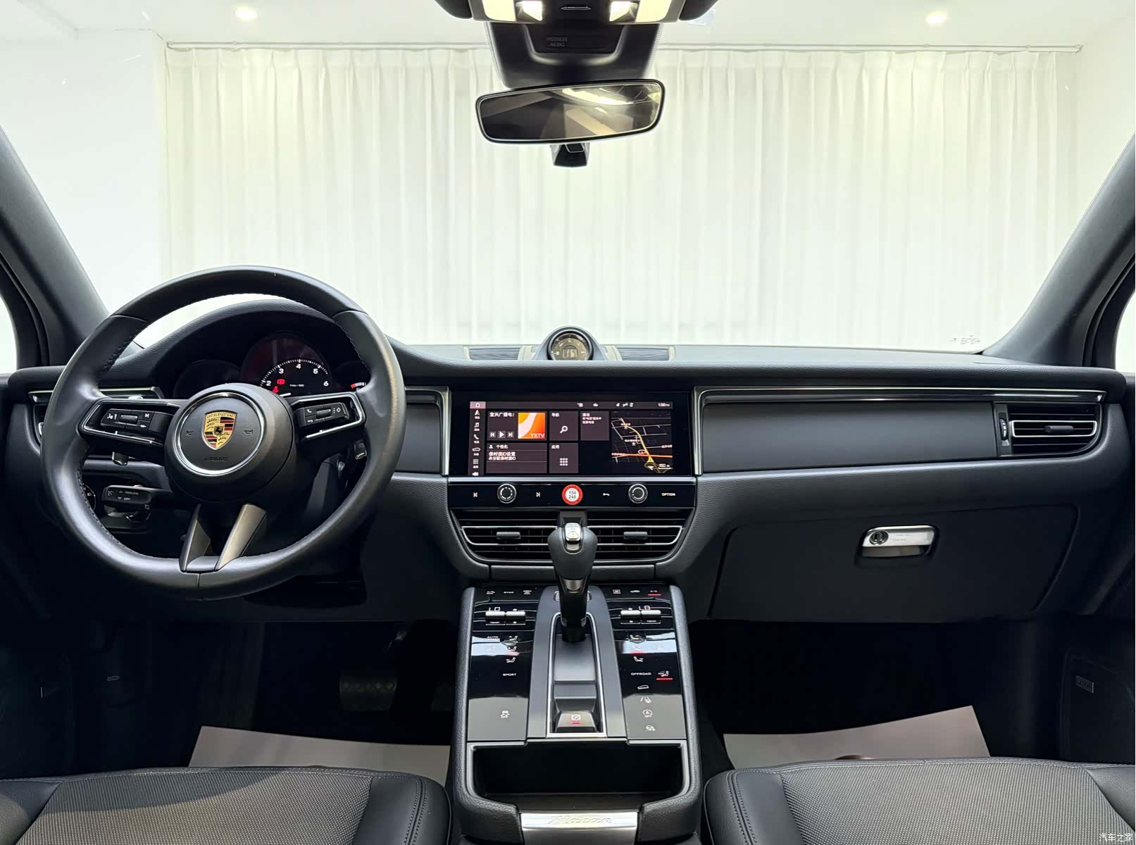 Porsche Macan, 2022 7