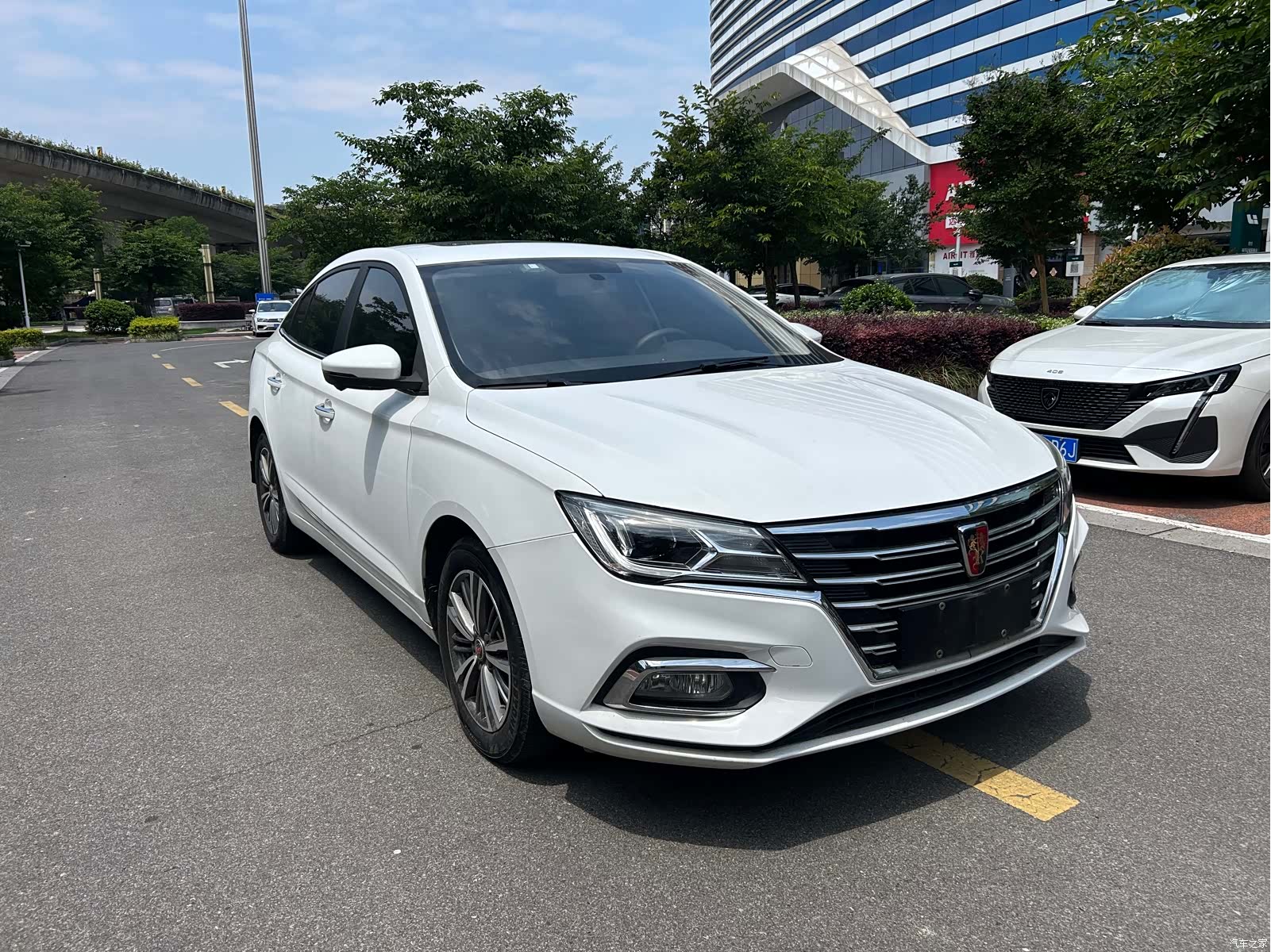 Roewe i5, 2019 3