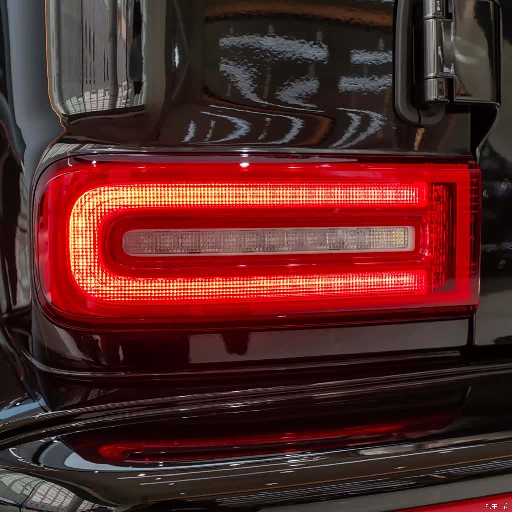 Mercedes-Benz G-Class, 2022 27