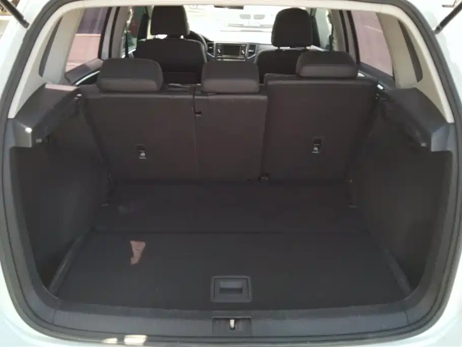 Volkswagen Golf*Jiayu