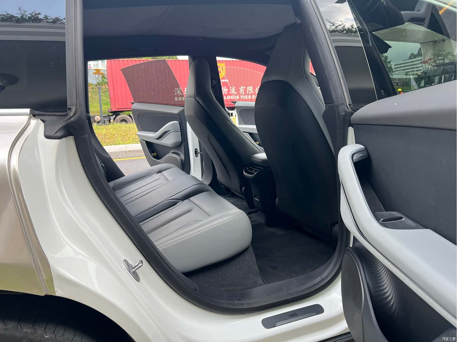 NIO ET5, 2024 11