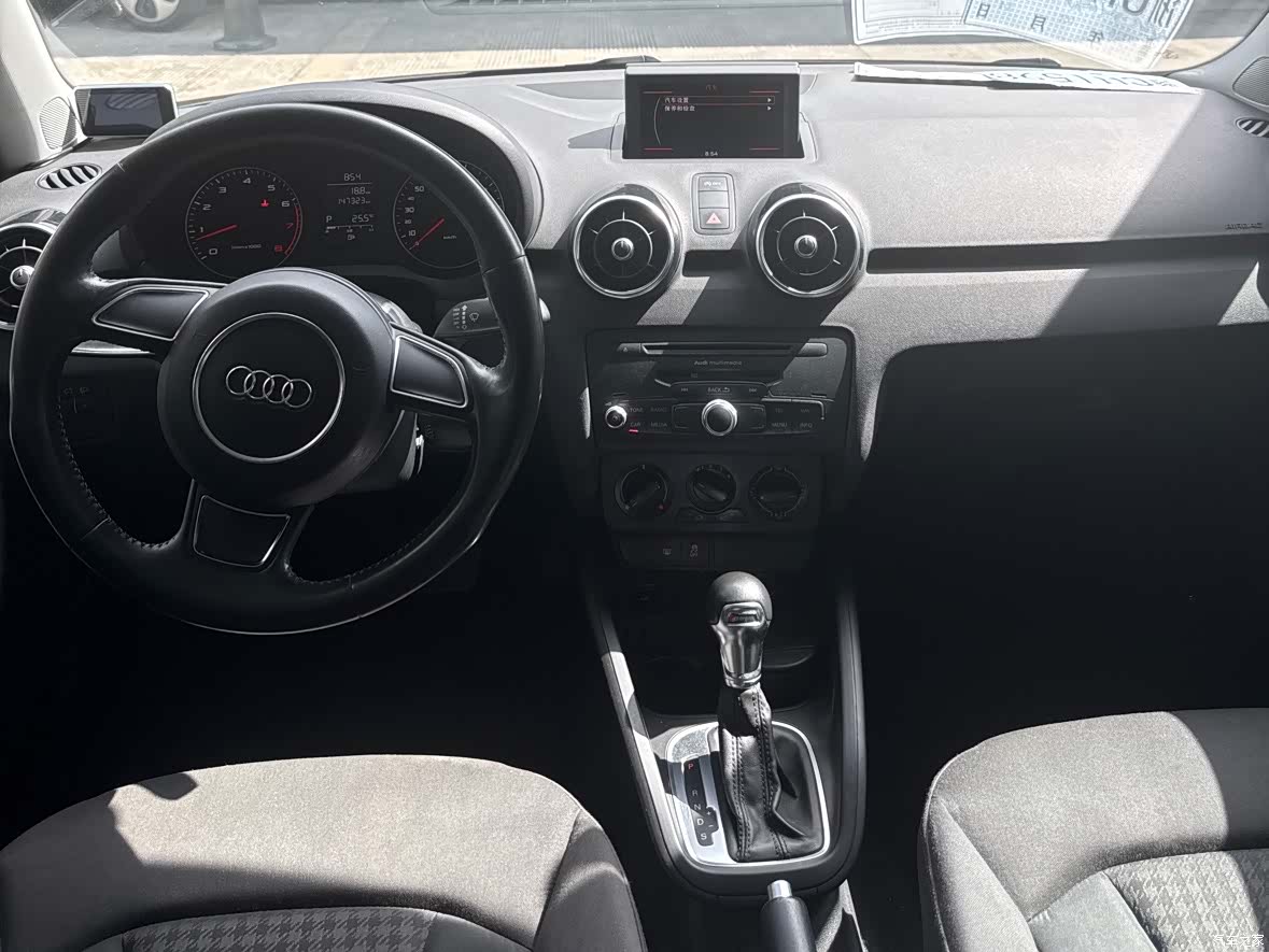 Audi A1, 2015 15