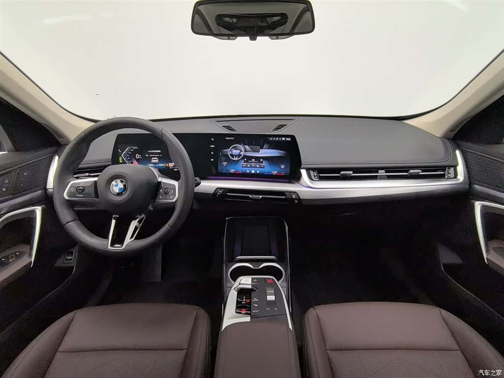 BMW X1, 2024 все фото