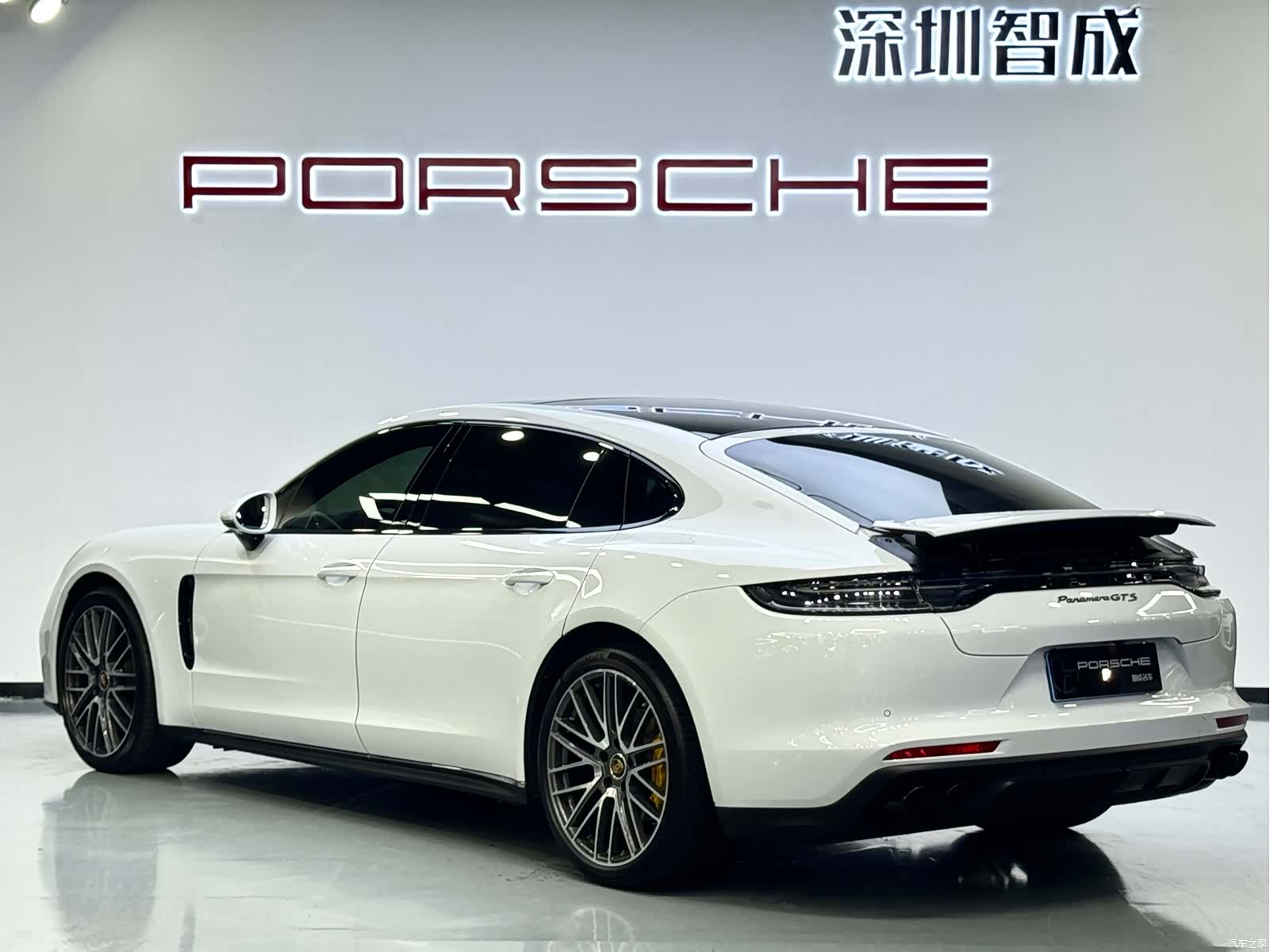 Porsche Panamera, 2023 7