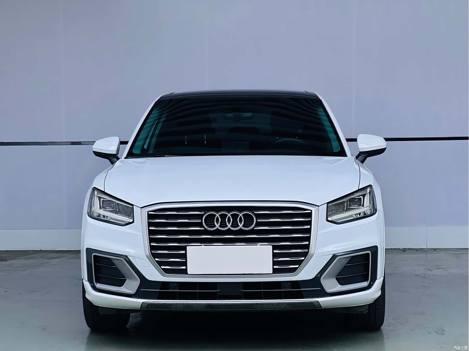 Audi Q2L, 2019 2