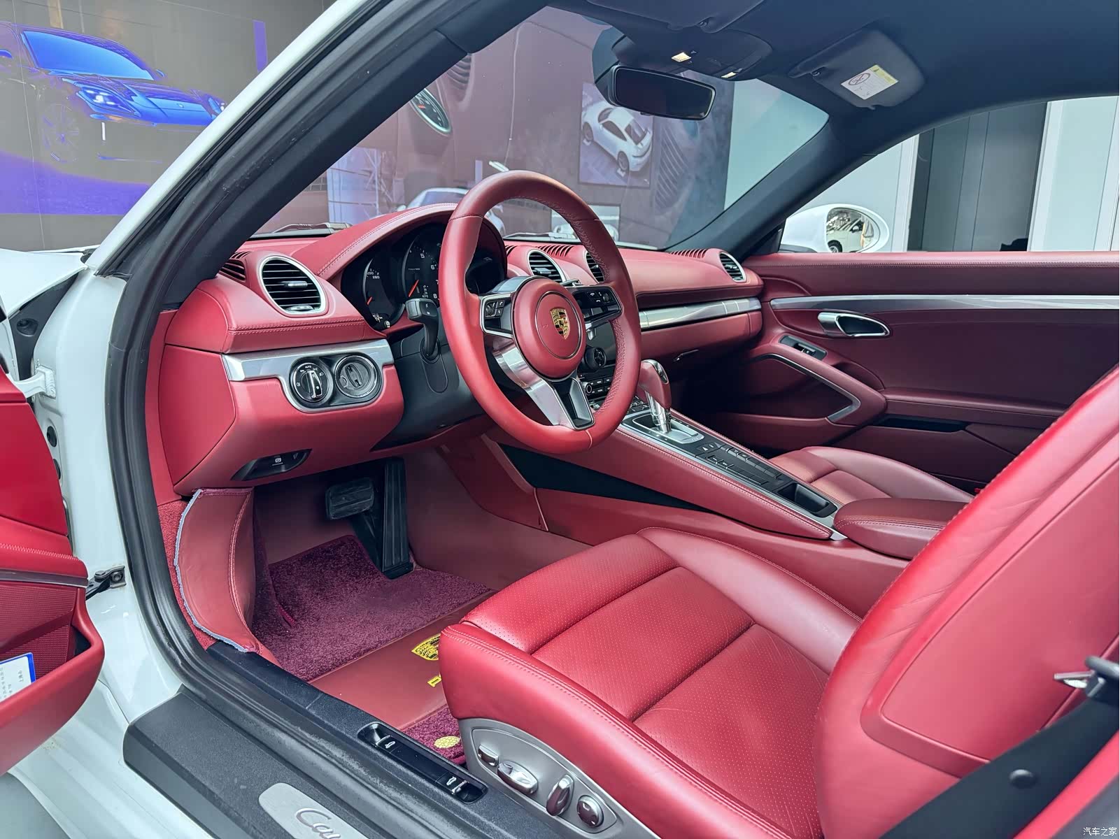 Porsche Cayman, 2018 9