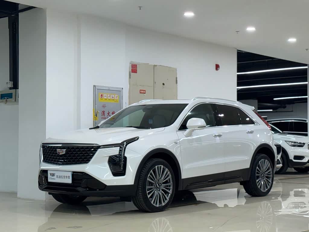 Cadillac XT4 2024 28T Luxury