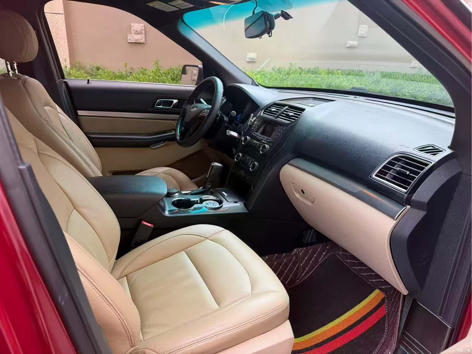 Ford Explorer, 2016 12