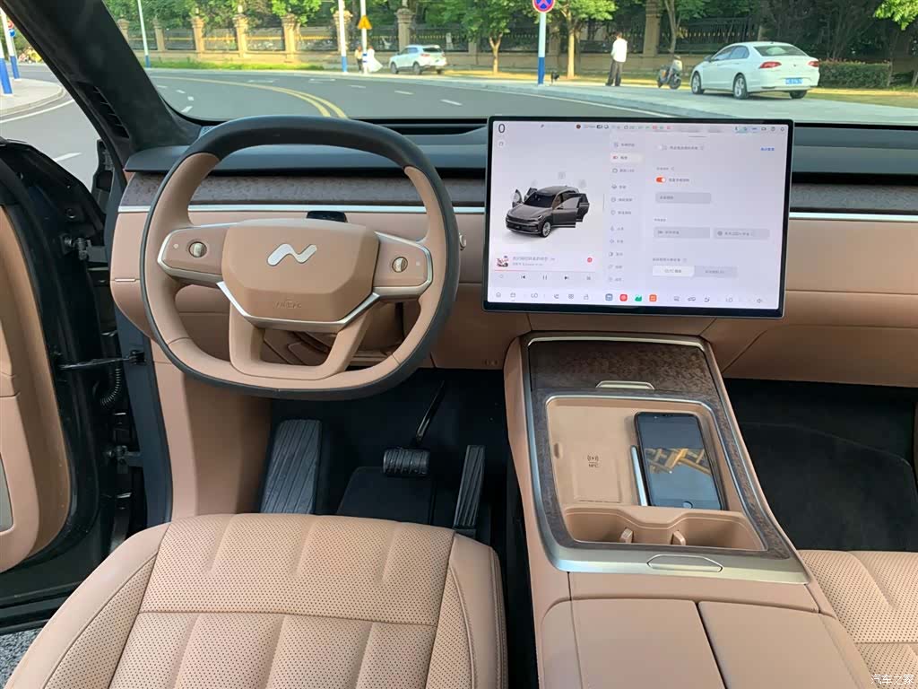 NIO L90, 2025 12